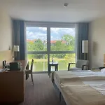 Hotel Mercure Maininsel 4*