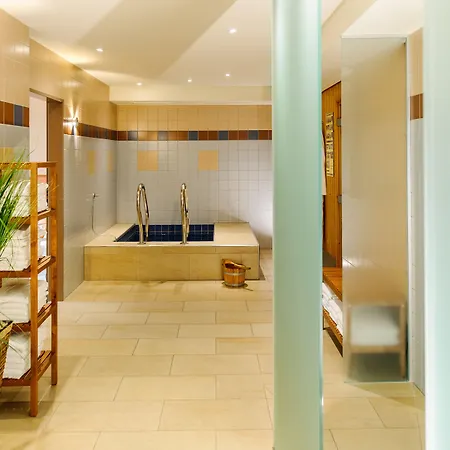호텔 Mercure Maininsel 4*
