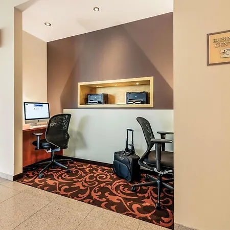 Mercure Maininsel שוויינפורט