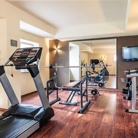 Hotel Mercure Maininsel 4*