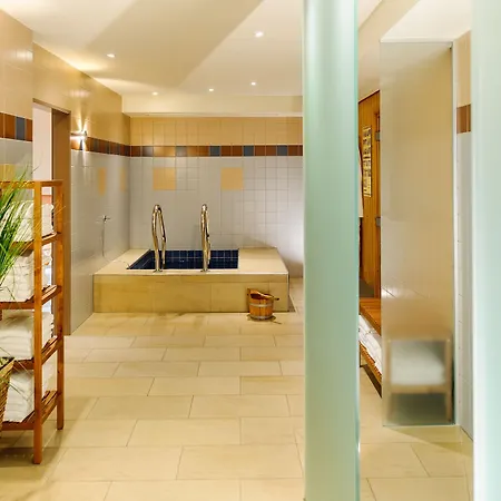 Hotel Mercure Maininsel 4*