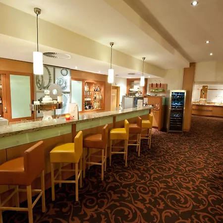 Mercure Maininsel Hotel 4*